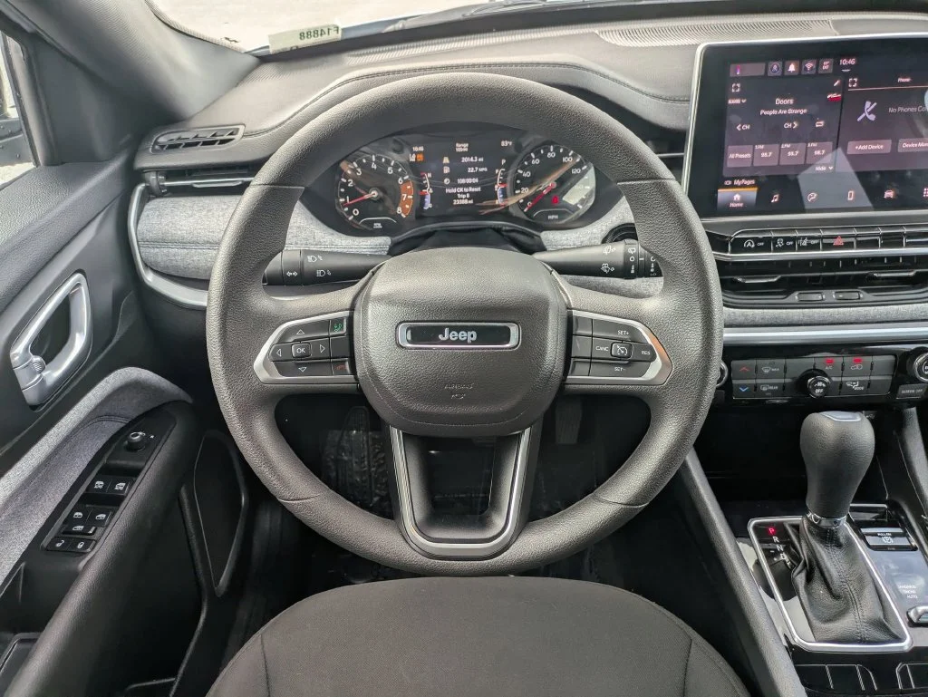Used 2024 Silver Jeep Sport image 33