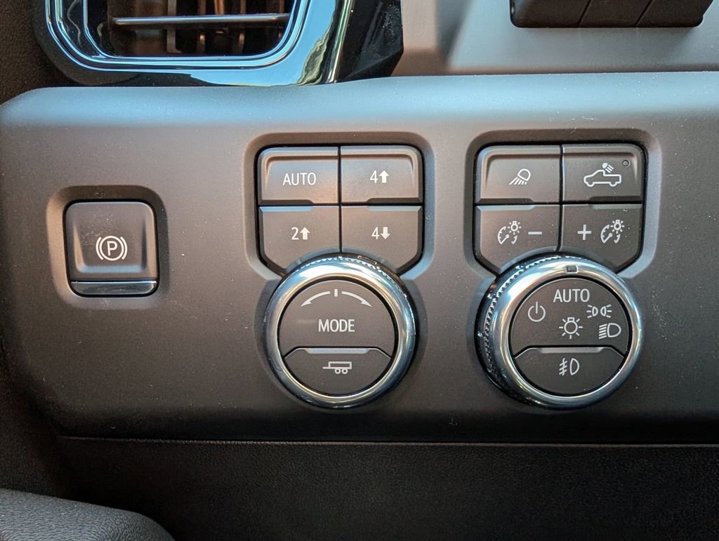 2026 GMC Sierra 3500HD AT4 - Photo 20