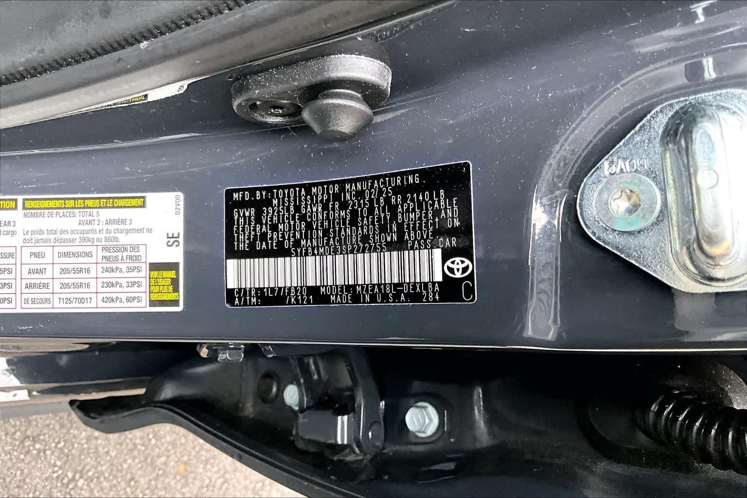 Used 2025 Underground Toyota LE image 34