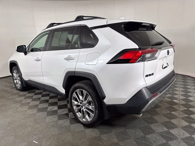 Certified Used 2024 Pearl Toyota Limited image 6