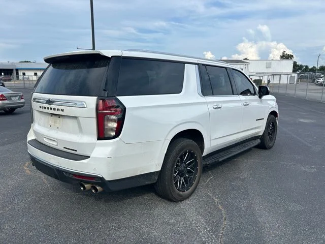 Used 2021 White Chevrolet Premier image 4
