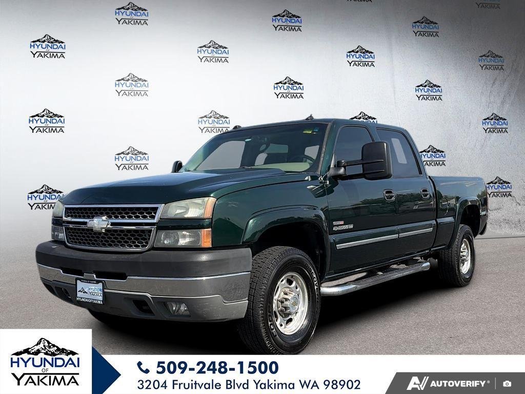 2005 Chevrolet Silverado HD LT 4WD Crew Cab SWB's photo