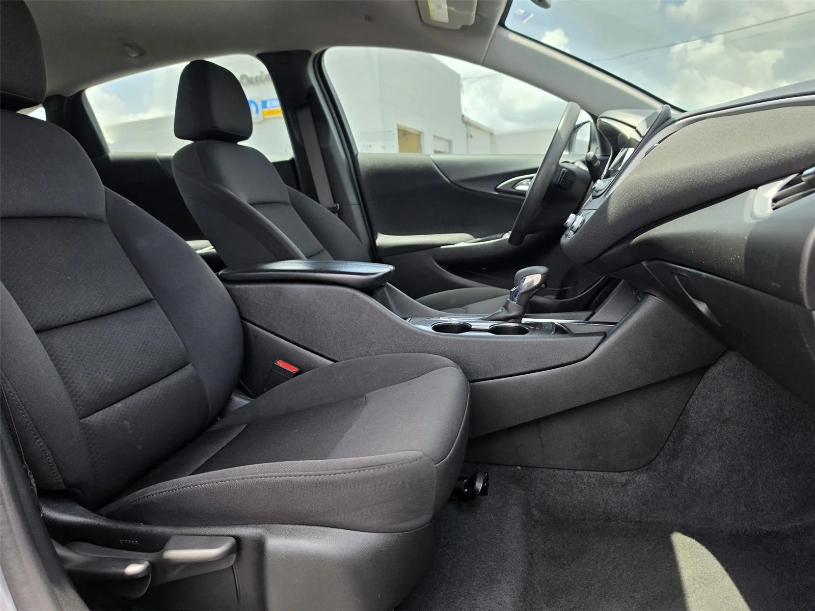 Used 2024 Sterling Gray Metallic Chevrolet LT image 28