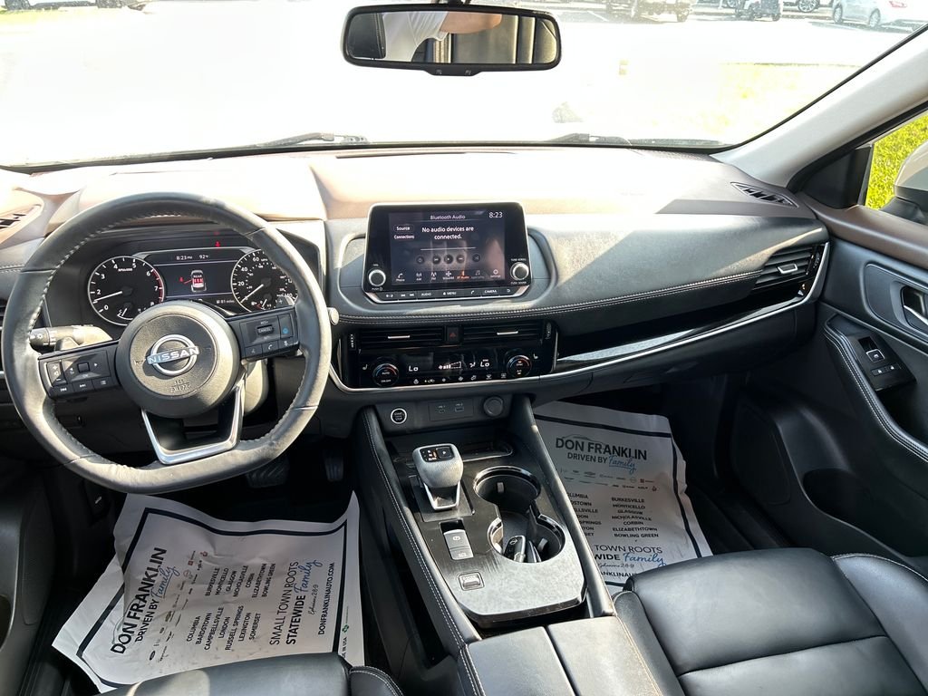Used 2023 White Nissan SL image 15