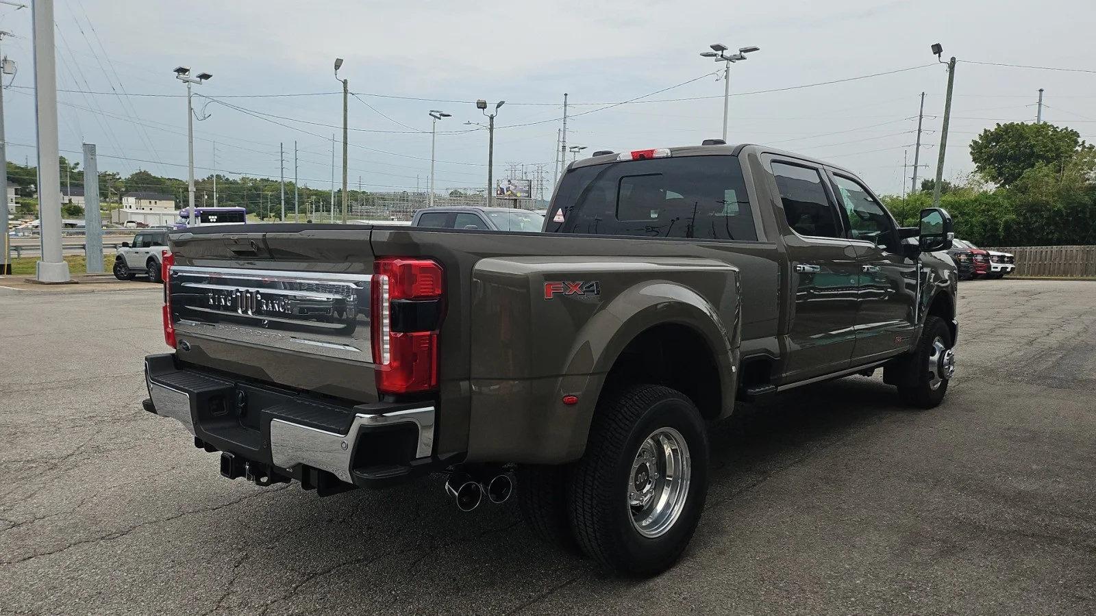 New 2026 Marsh Gray Ford King Ranch 4WD image 5