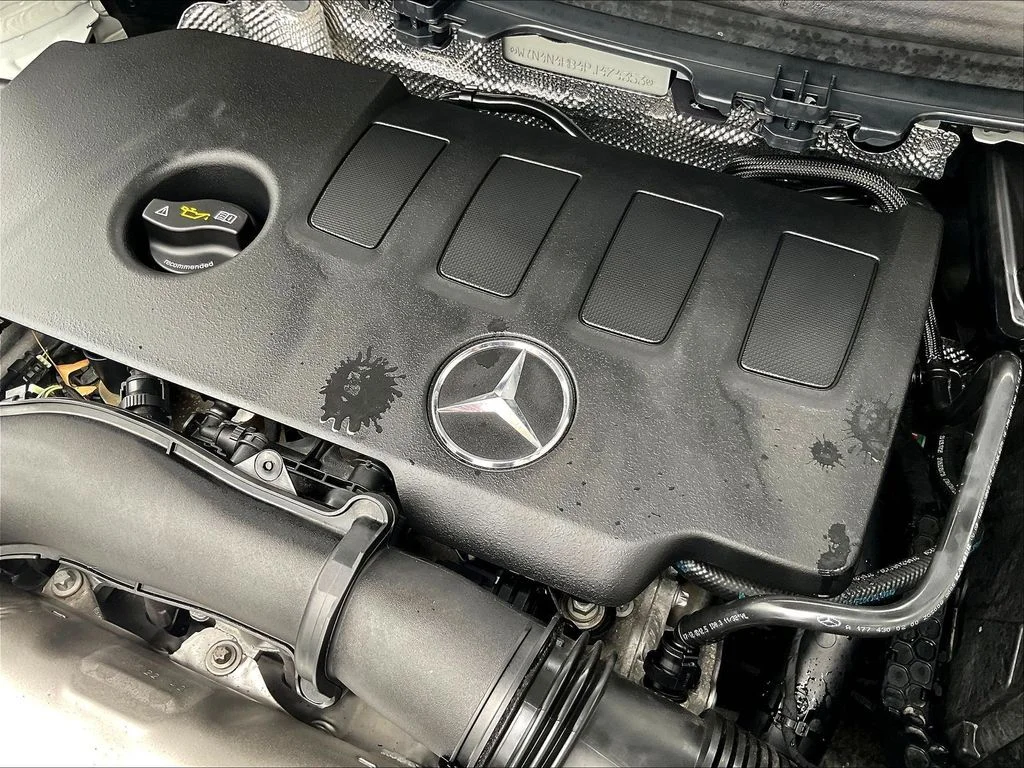 Used 2023  Mercedes-Benz GLA 250 image 30