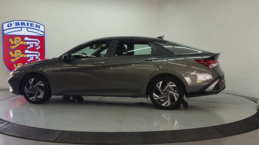 2025 Hyundai Elantra SEL - Photo 7
