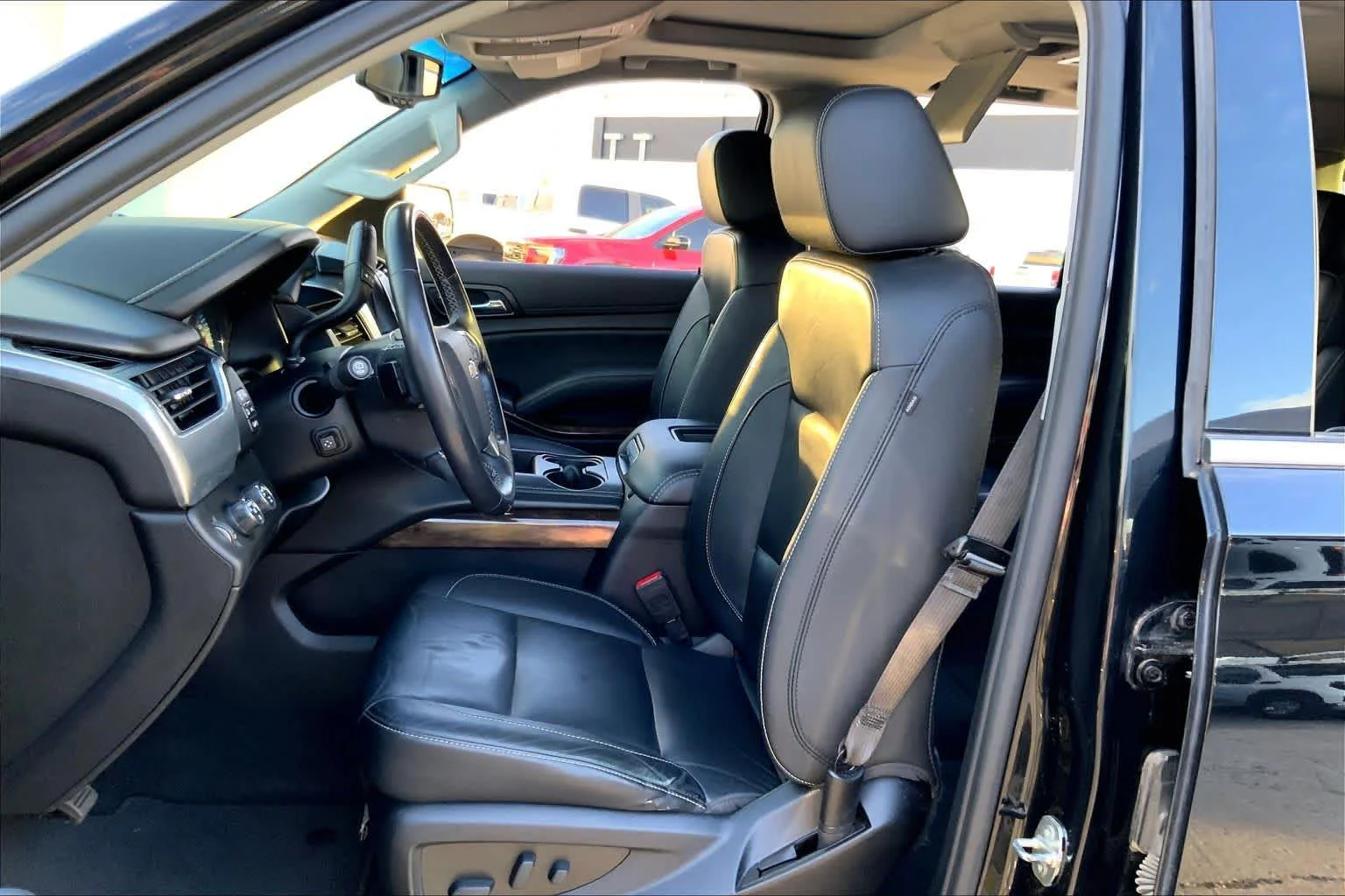 Used 2020 BLACK Chevrolet LT image 8