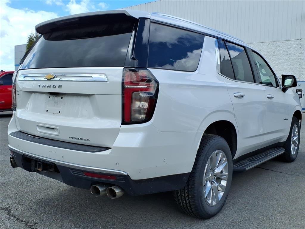 Used 2023 Iridescent Pearl Tricoat Chevrolet Premier image 5