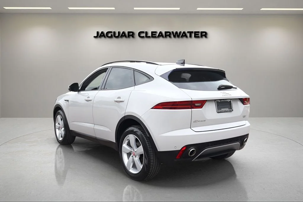 Used 2019 Gray Jaguar SE image 3