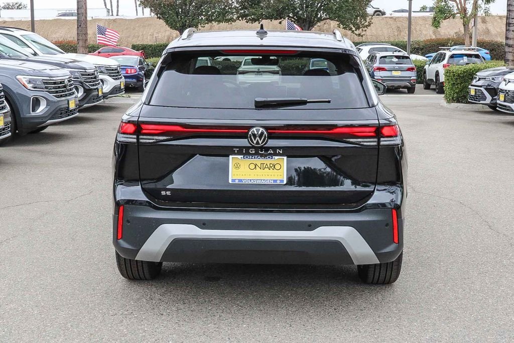 New 2026 Black Volkswagen 2.0T SE image 7