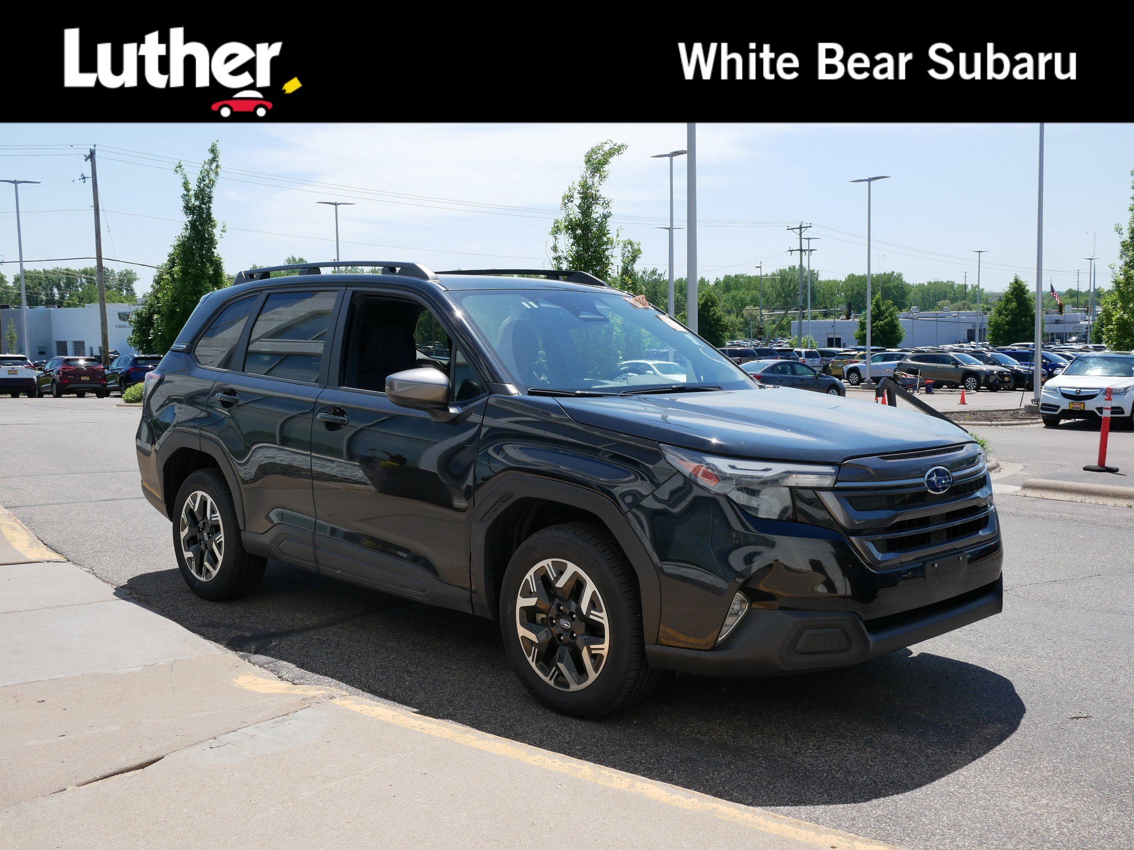 2025 Subaru Forester Premium's photo