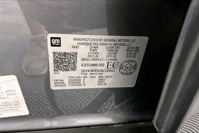 Used 2022 Satin Steel Metallic Cadillac Premium Luxury image 41