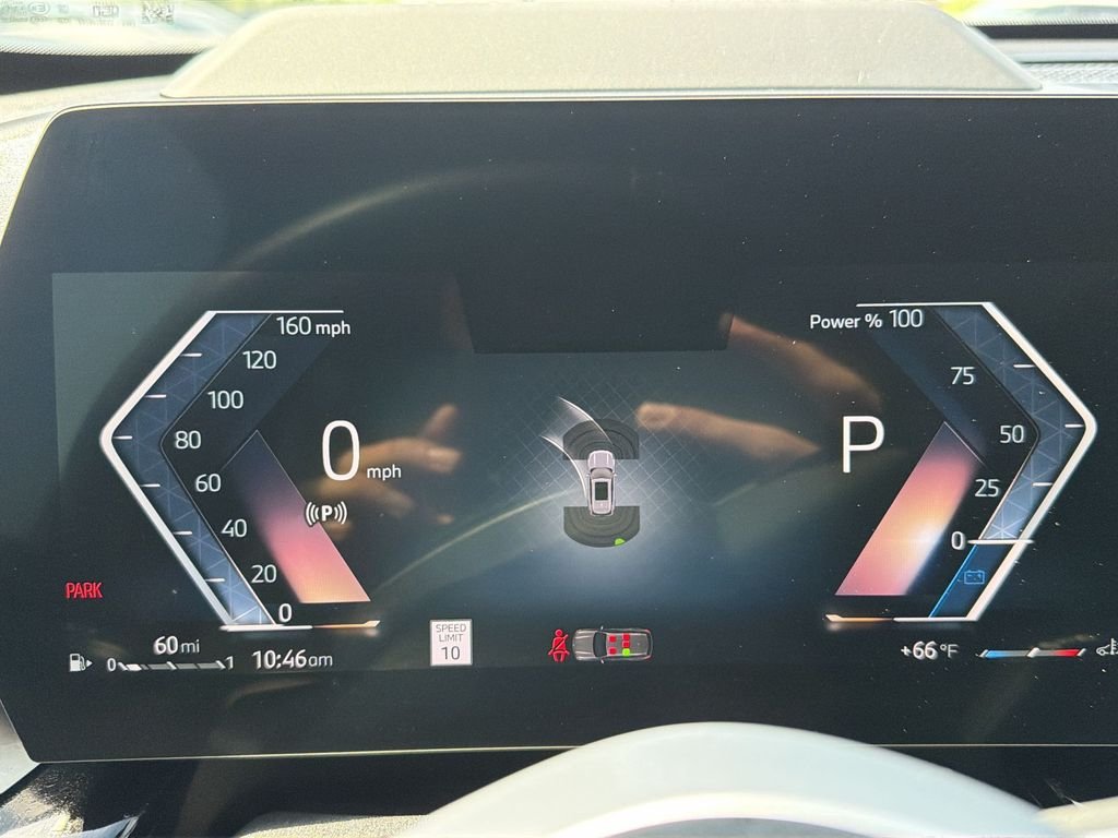 Used 2025 Silver BMW xDrive28i image 10