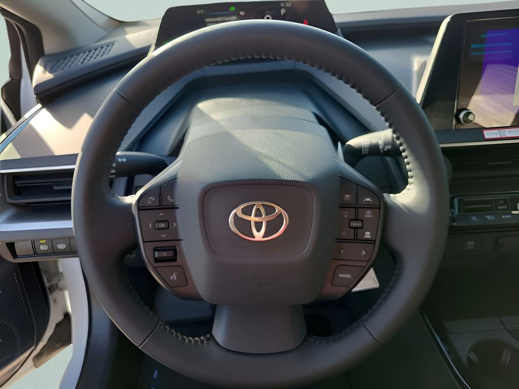 2026 Toyota Prius LE - Photo 28