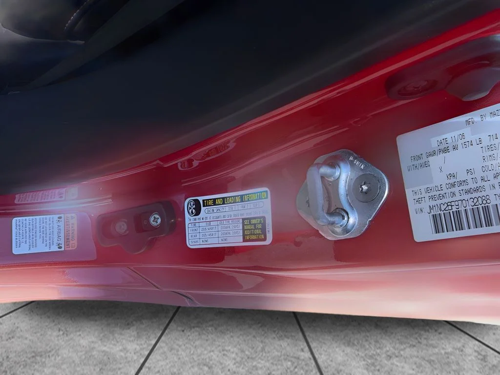 Used 2007 Red Mazda PRHT Grand Touring image 21
