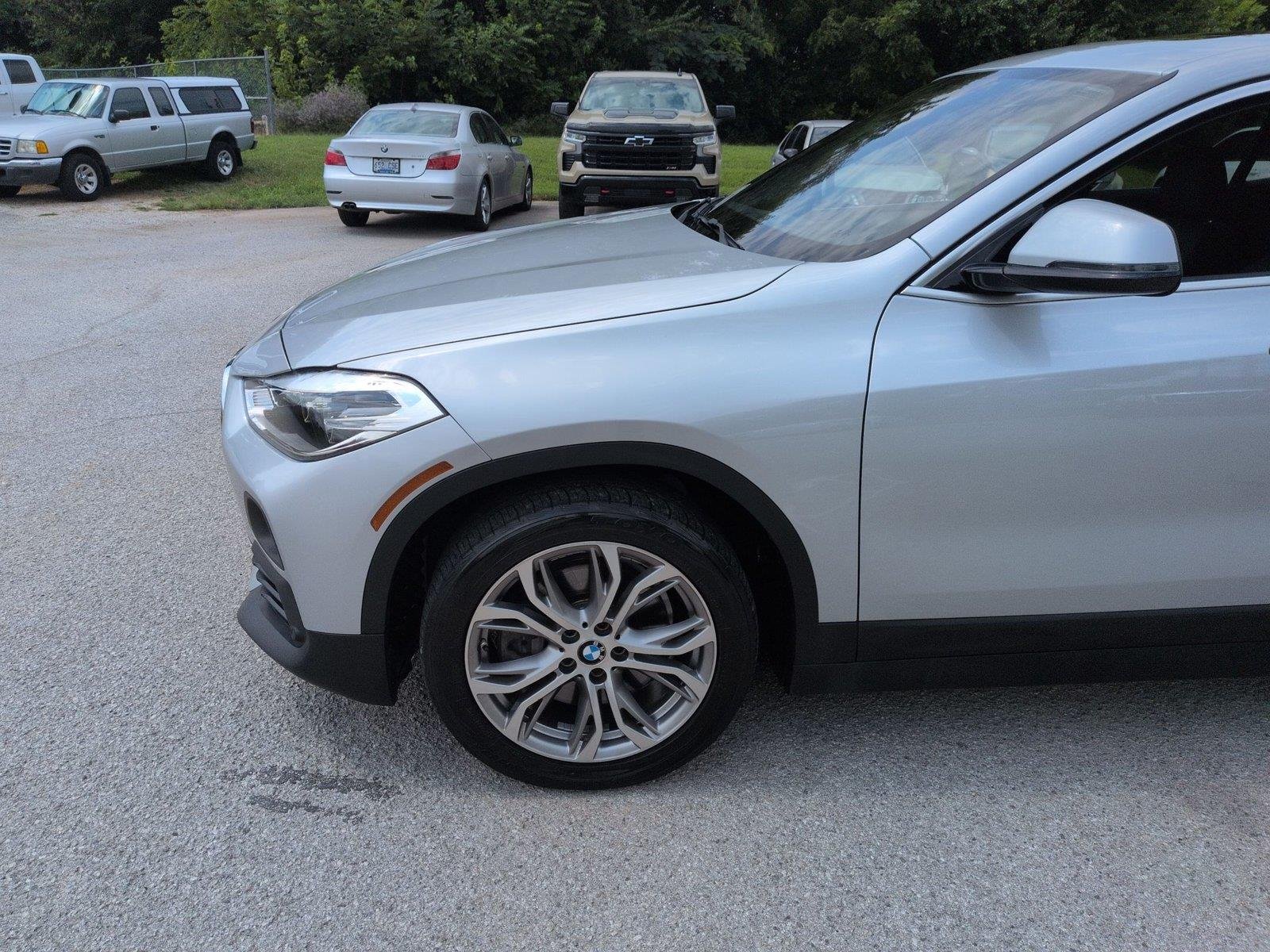 Used 2019 Glacier Silver Metallic BMW sDrive28i image 10