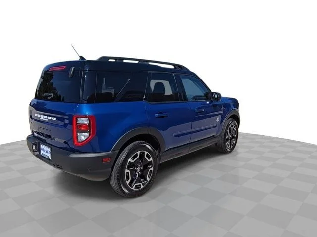 Used 2024 Blue Ford Outer Banks image 8