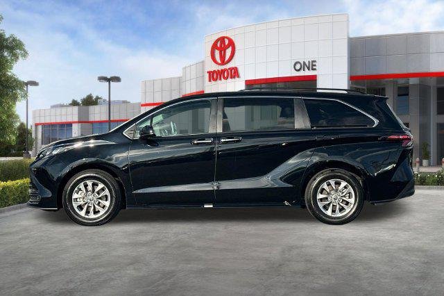 Certified Used 2026 MIDNIGHT BLACK METAL Toyota  image 9