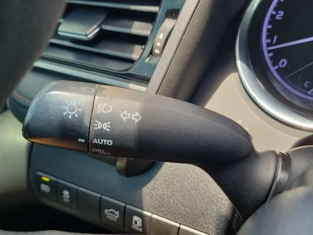 2020 Toyota Camry LE - Photo 23