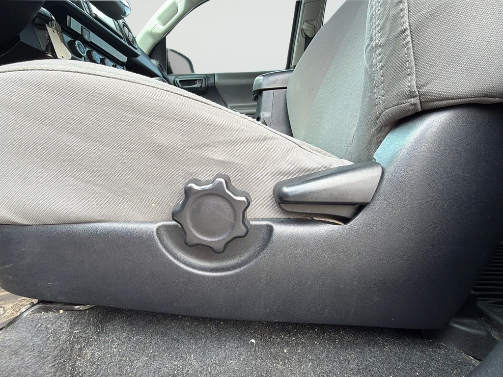 Used 2017 Gray Toyota SR image 17