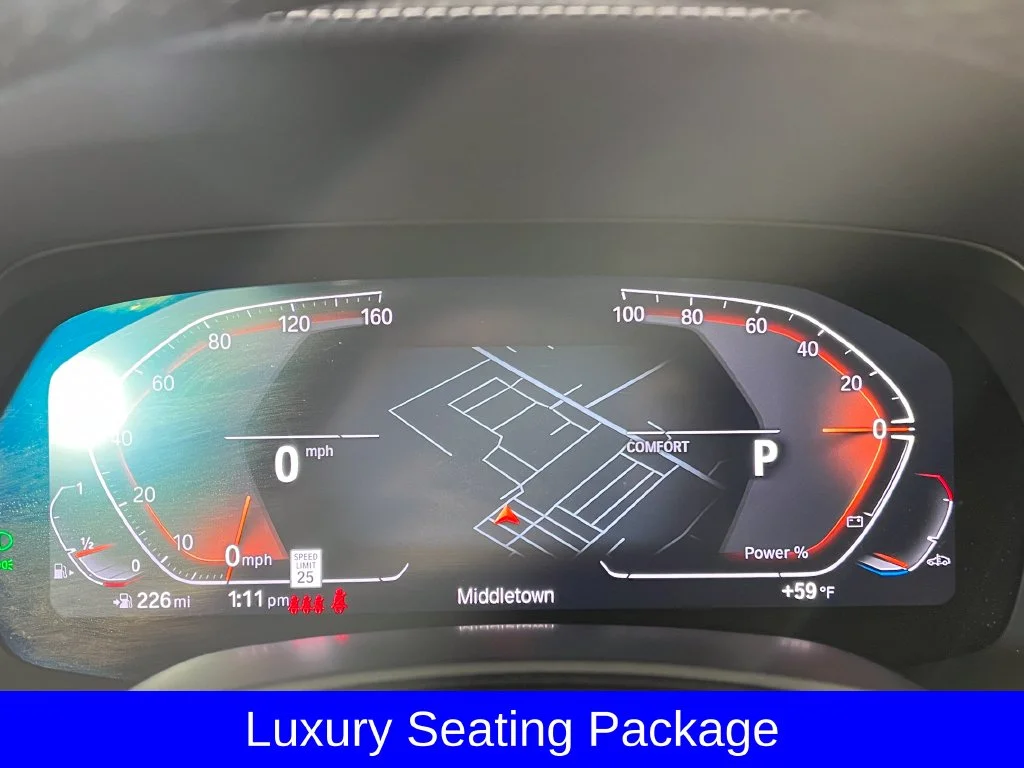Used 2021 Blue BMW xDrive40i image 4