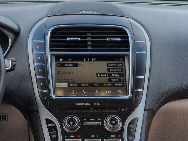 Certified Used 2019 Diamond Lincoln Reserve image 18