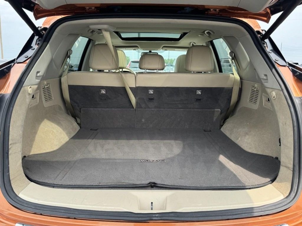Used 2017 Orange Nissan Platinum image 6