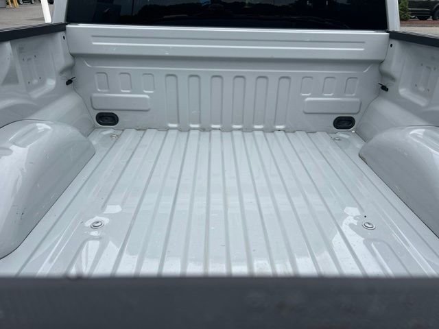 Used 2023 White Ford XL image 7