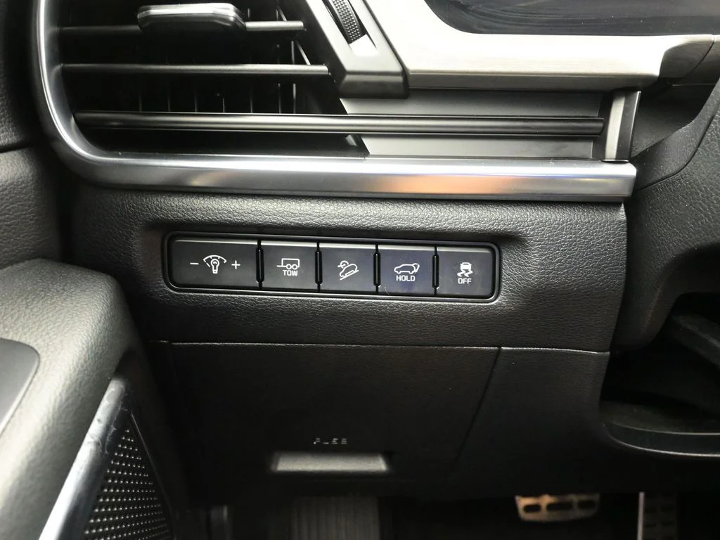 Used 2025 Midnight Black Kia SX-Prestige X-Pro image 18