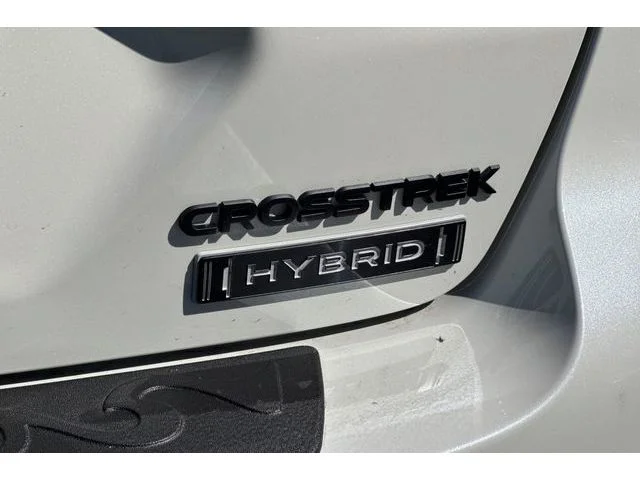 New 2026 CRYSTAL WHITE PEARL Subaru Limited Hybrid image 21