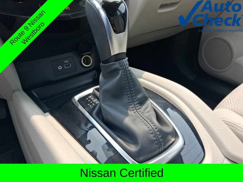 Used 2020 White Nissan SV image 15