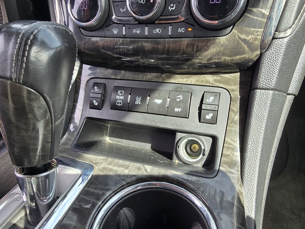 Used 2013 Quicksilver Metallic Buick Leather image 20