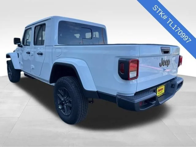 New 2026 Bright White Clear-Coat Exterior Paint Jeep Sport S image 5