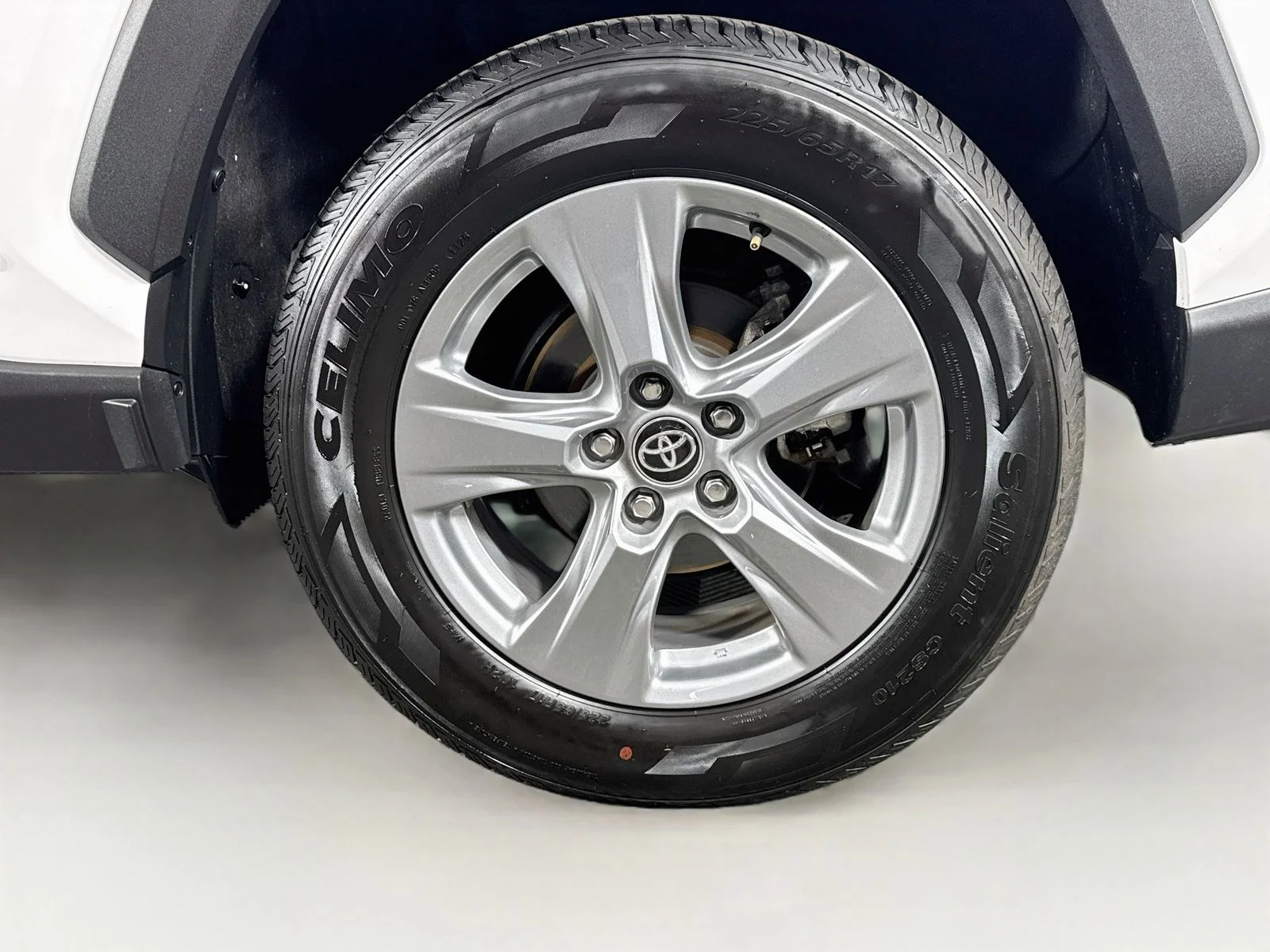 Certified Used 2025 White Toyota XLE image 29