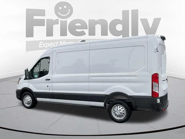 New 2026 Oxford White Ford Cargo Van image 4