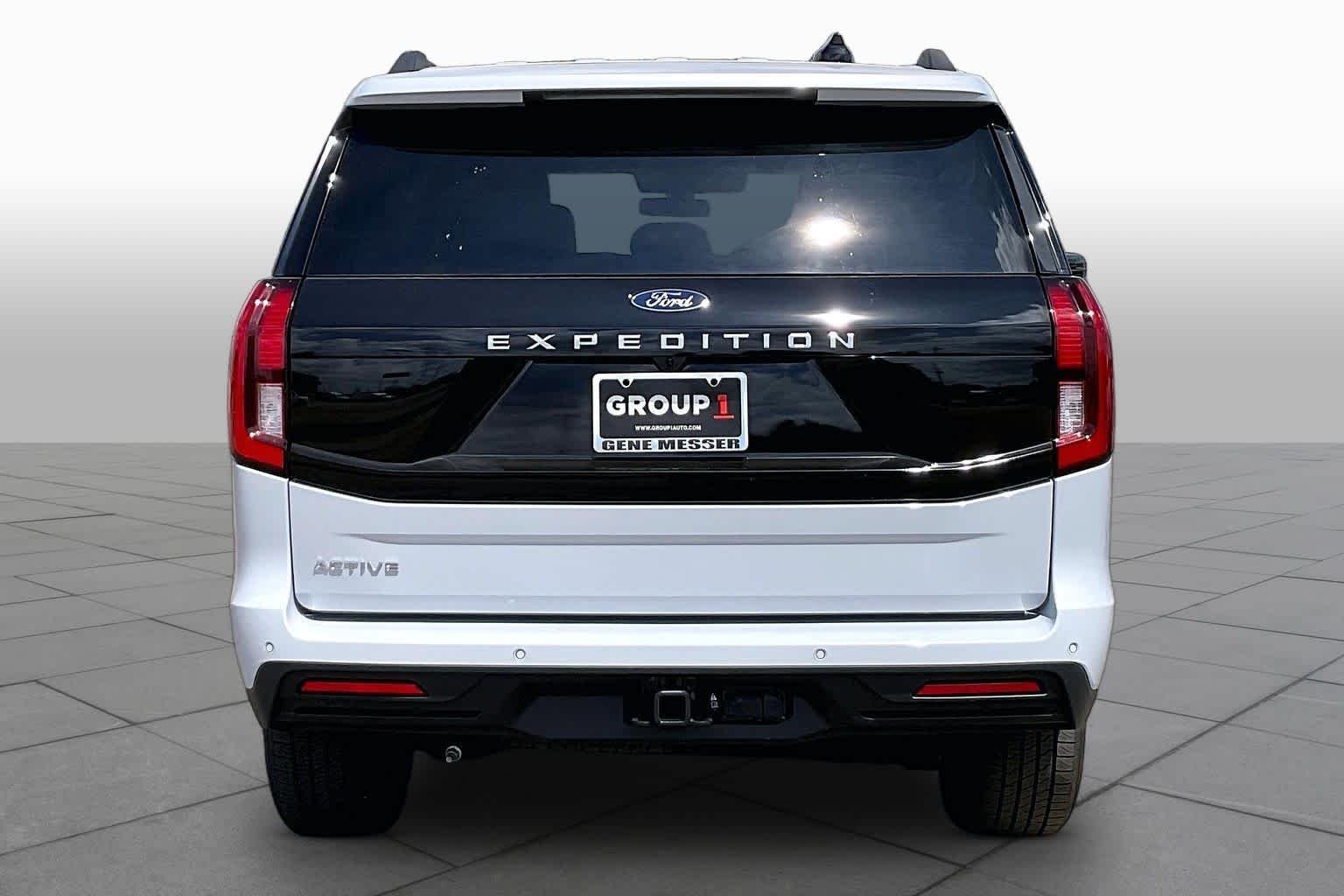 New 2026 Space Silver Metallic Ford Active image 4