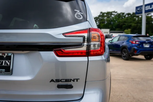 New 2026 Ice Silver Metallic Subaru Onyx Edition Touring image 17