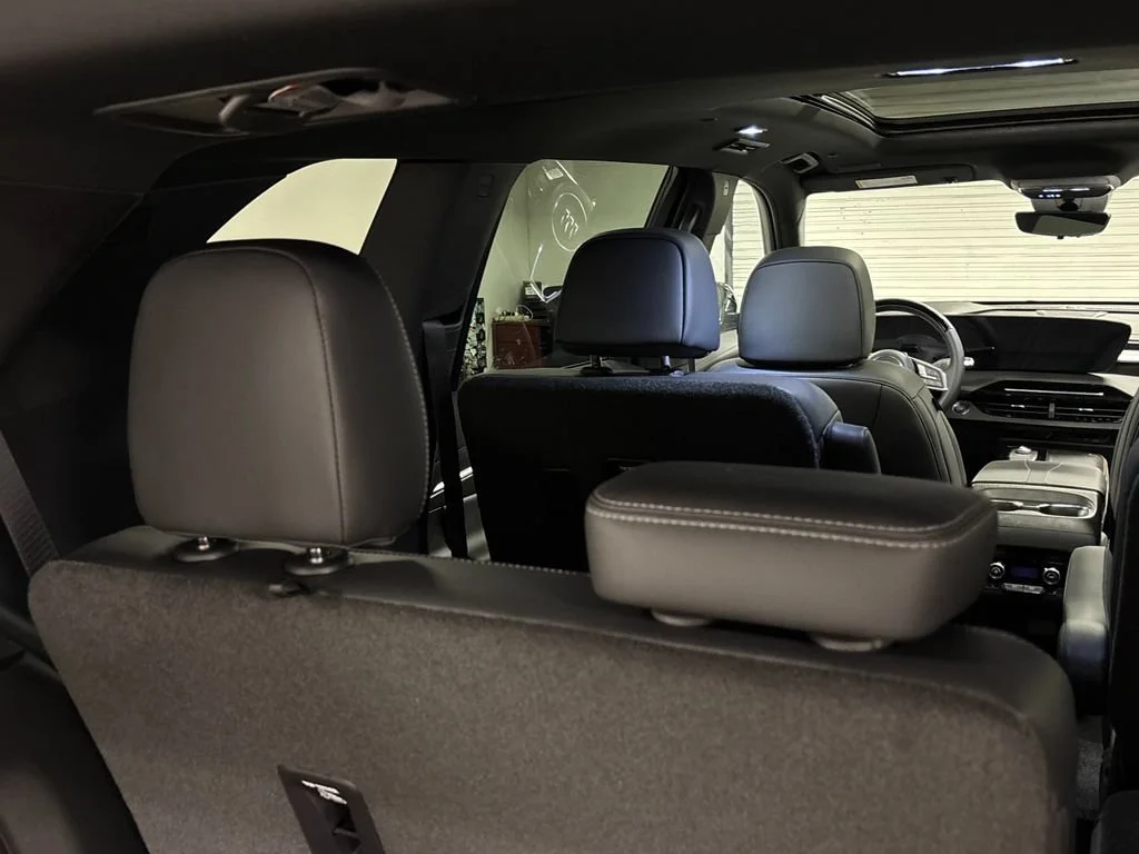 New 2026 Ebony Twilight Metallic Buick Avenir image 15
