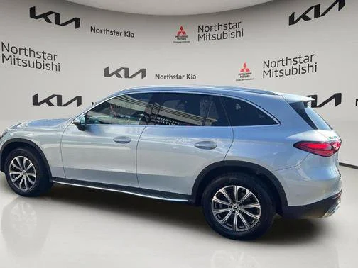 Used 2023 Silver Mercedes-Benz GLC 300 image 3