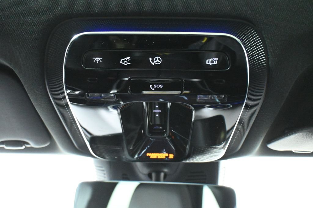 Used 2026 Black Mercedes-Benz GLC 300 image 16
