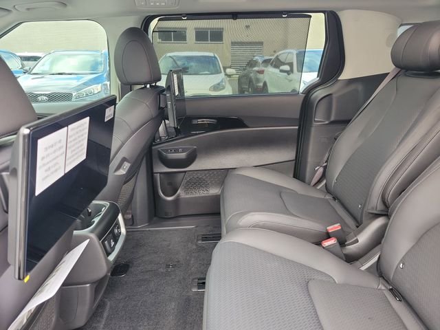 2026 Kia Carnival SX Prestige - Photo 12