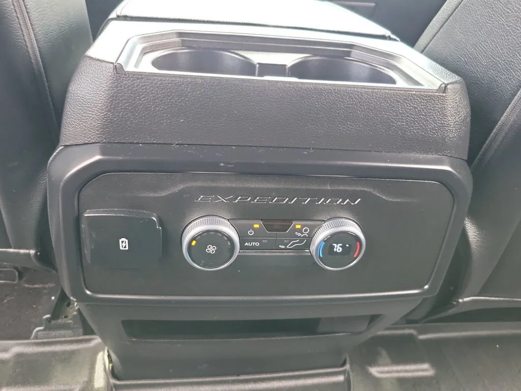 Used 2021 Blue Ford XLT image 20
