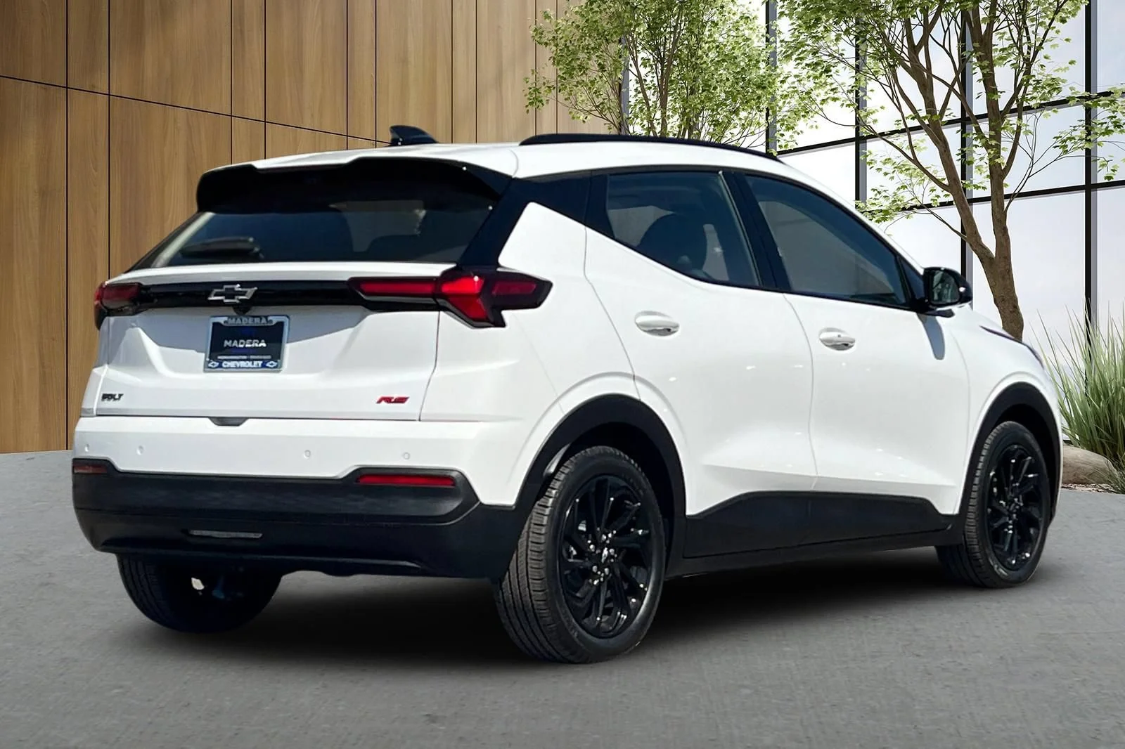 New 2027 Summit White Chevrolet RS image 4