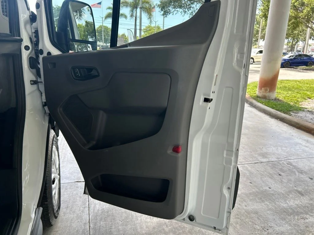 Used 2024 White Ford XLT image 25