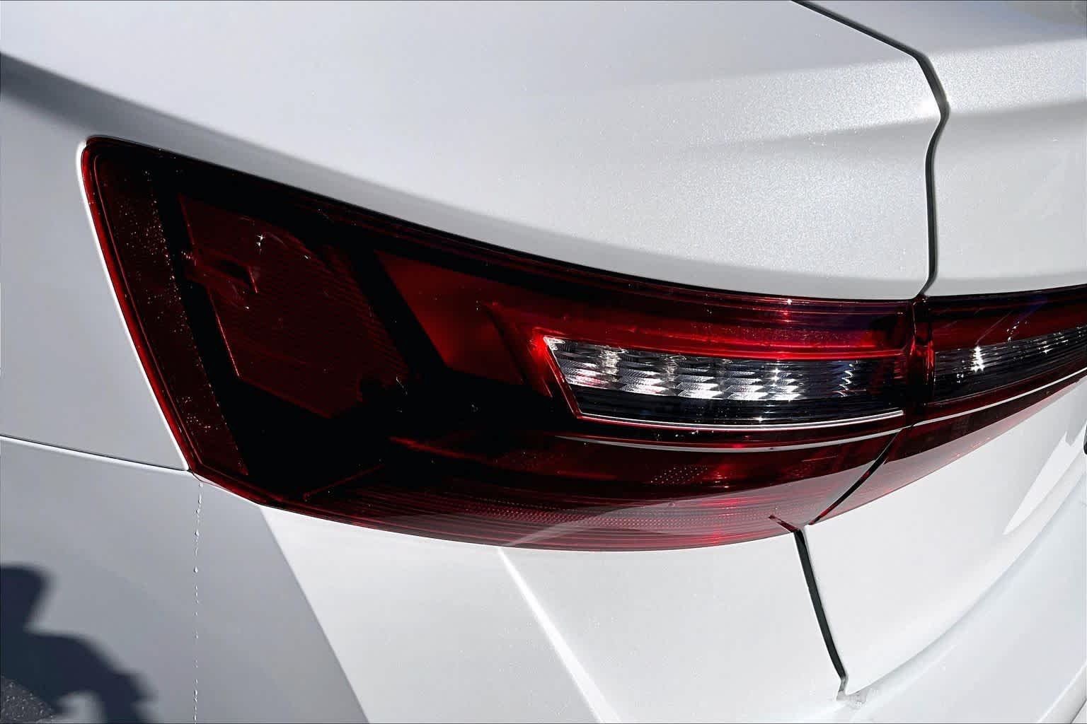 New 2026 Opal White Pearl Volkswagen 1.5T SE image 14