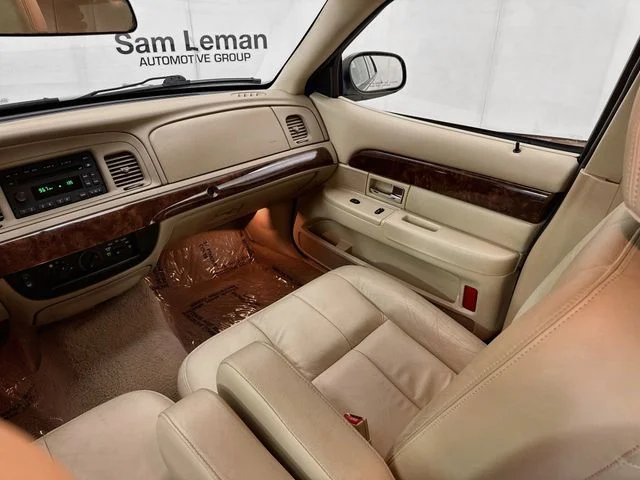 Used 2008 Tan Mercury GS image 20