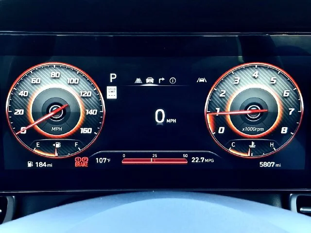 Used 2025  Hyundai SEL Convenience image 17