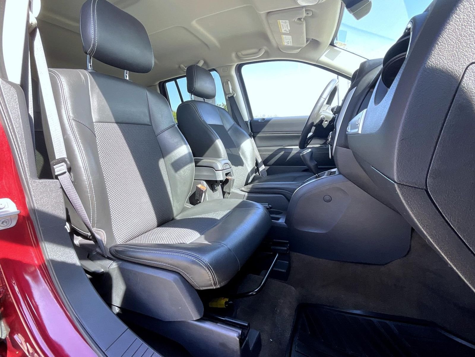 2017 Jeep Compass Latitude - Photo 16