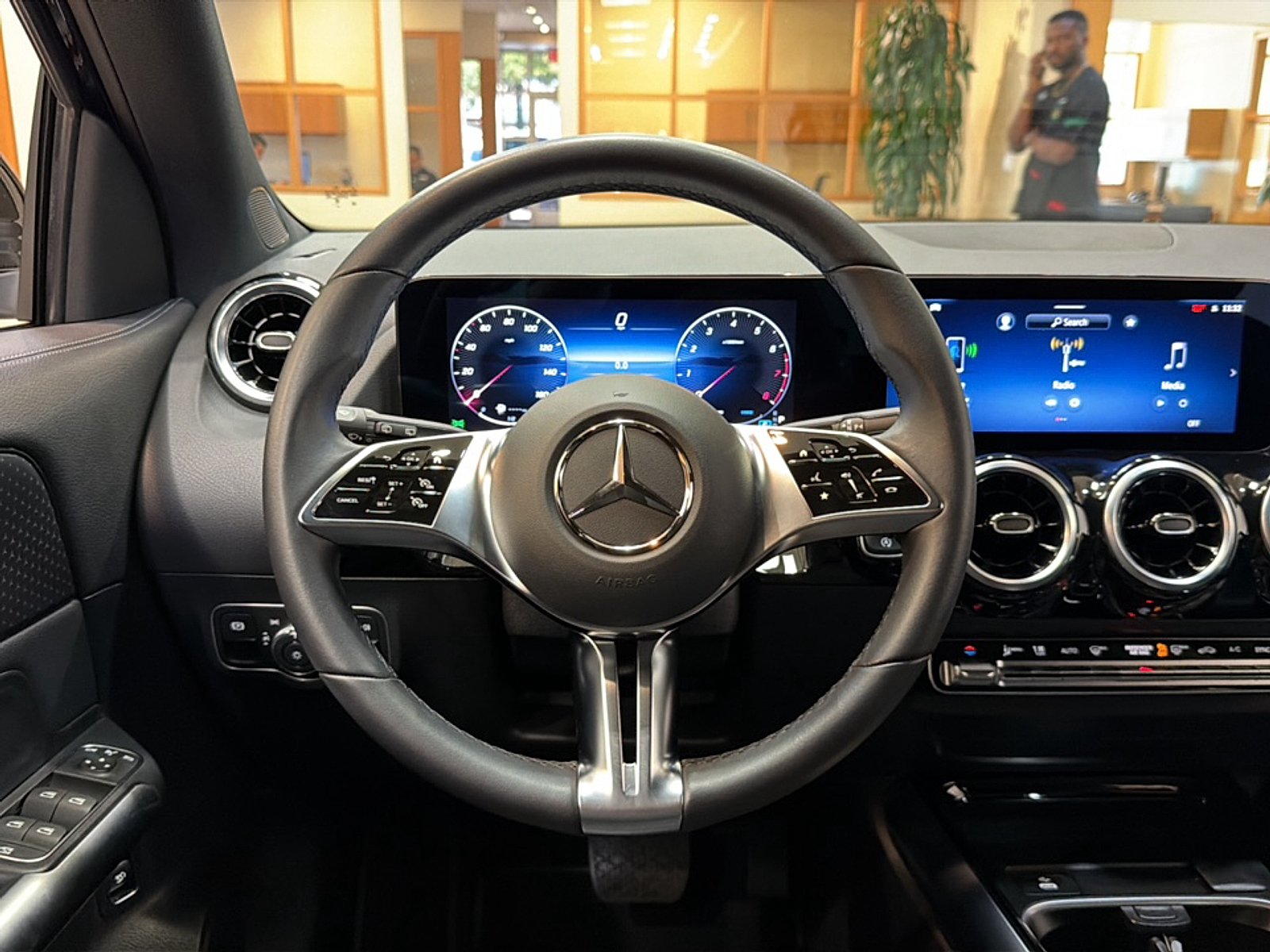 Used 2025 Night Black Mercedes-Benz 4MATIC® image 13